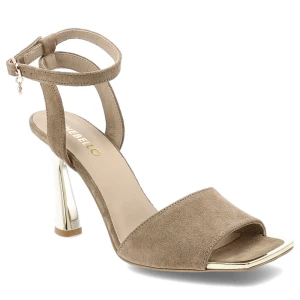 Sandały damskie Chebello, cholewka ze skóry naturalnej zamszowej pasek wokół kostki z regulacją na klamrę na szpilce, beżowe, 5060_-084-000-PSK-S135