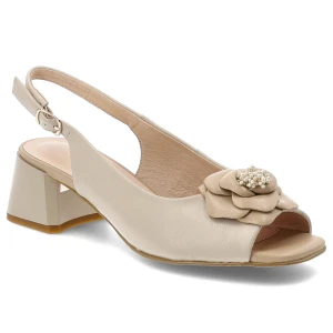 Sandały damskie S.Barski, na stabilnym obcasie z odkrytym noskiem i regulowanym paskiem wokół pięty ozdobione efektowną aplikacją w kształcie kwiatu,