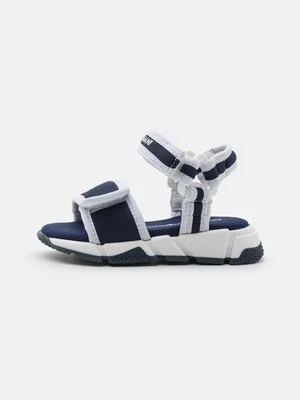 Sandały Emporio Armani