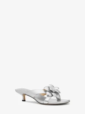 Sandały Jacie z metalicznej skóry na obcasie typu kaczuszka z kwiecistą ozdobą MICHAEL Michael Kors