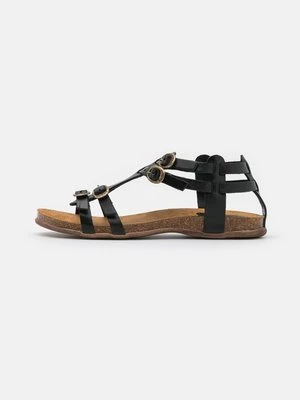 Sandały Kickers