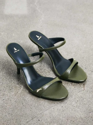 Sandały Minimal Shape glossy PATRIZIA PEPE