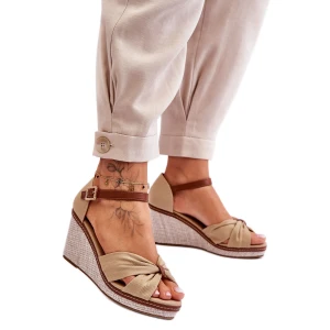 Sandały Model Daphne M338 Beige - Step in style beżowy