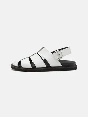 Sandały Moschino