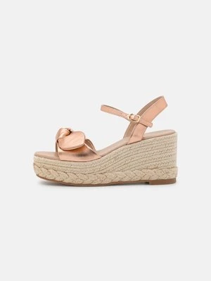 Sandały na koturnie ALDO