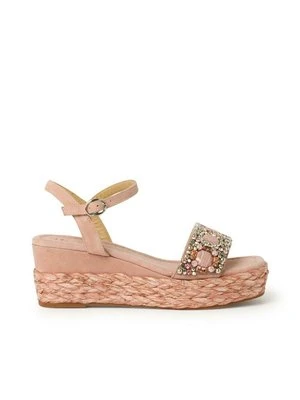 Sandały na koturnie Alma en Pena