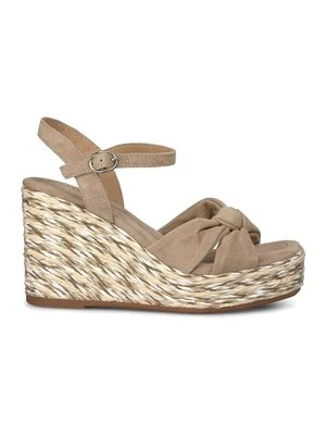 Sandały na koturnie Alma en Pena