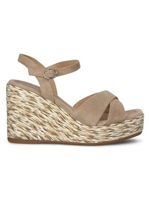 Sandały na koturnie Alma en Pena