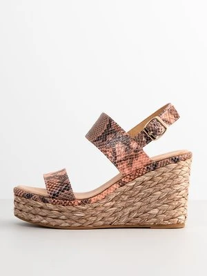 Sandały na koturnie Alma en Pena