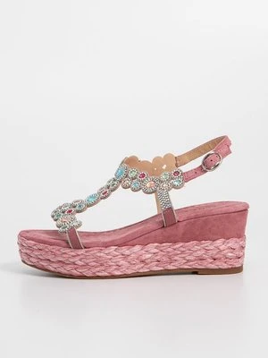 Sandały na koturnie Alma en Pena