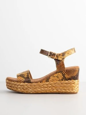 Sandały na koturnie Alma en Pena