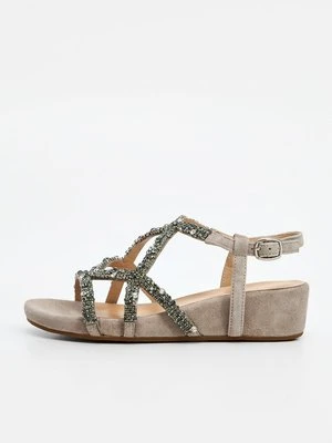 Sandały na koturnie Alma en Pena