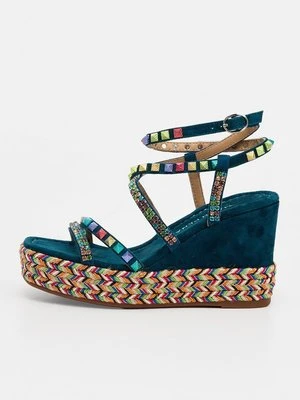 Sandały na koturnie Alma en Pena