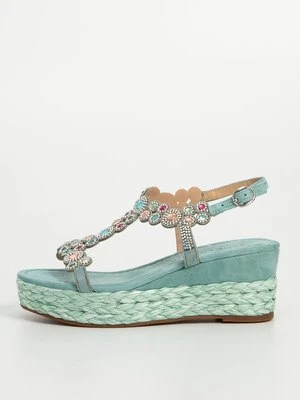 Sandały na koturnie Alma en Pena