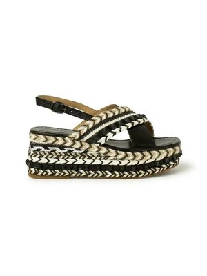 Sandały na koturnie Alma en Pena