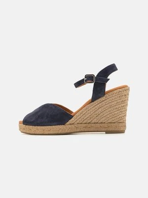 Sandały na koturnie Billi Bi