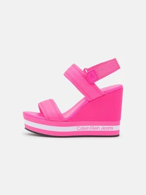 Sandały na koturnie Calvin Klein Jeans