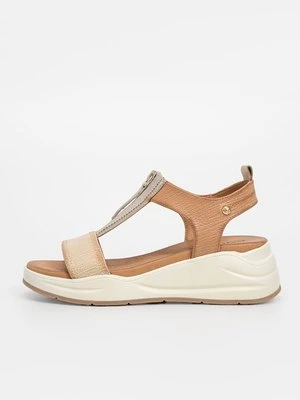 Sandały na koturnie Carmela