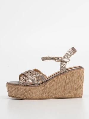 Sandały na koturnie Carmela