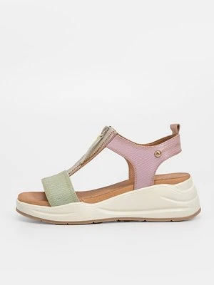 Sandały na koturnie Carmela