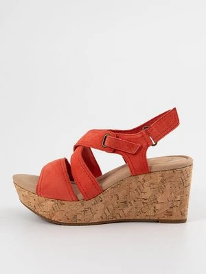 Sandały na koturnie Clarks