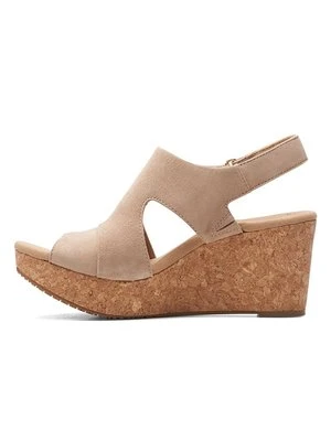 Sandały na koturnie Clarks
