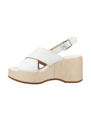 Sandały na koturnie Clarks biały