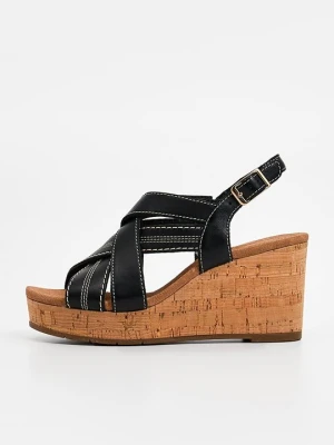 Sandały na koturnie Clarks czarny