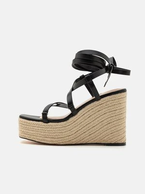 Sandały na koturnie Even&Odd Wide Fit