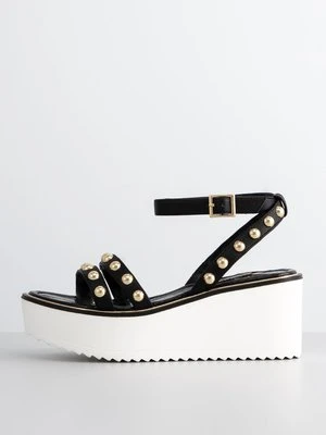 Sandały na koturnie Gaudi