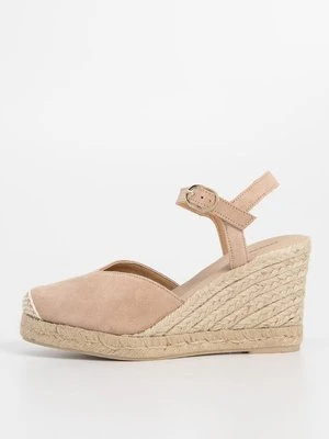 Sandały na koturnie Geox