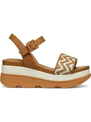 Sandały na koturnie Geox