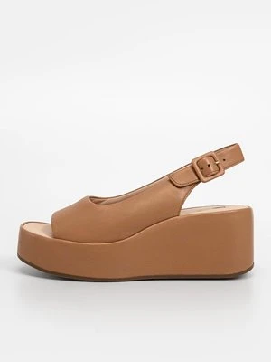 Sandały na koturnie Högl