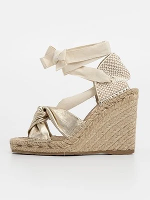 Sandały na koturnie Jimmy Choo
