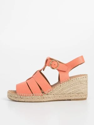 Sandały na koturnie Kanna