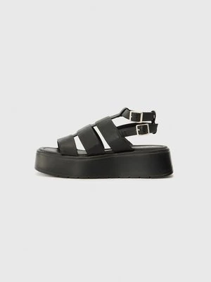 Sandały na koturnie Koi Footwear