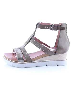 Sandały na koturnie MJUS