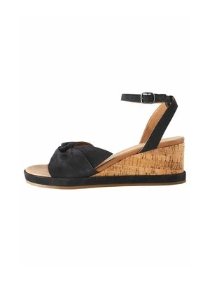 Sandały na koturnie Next