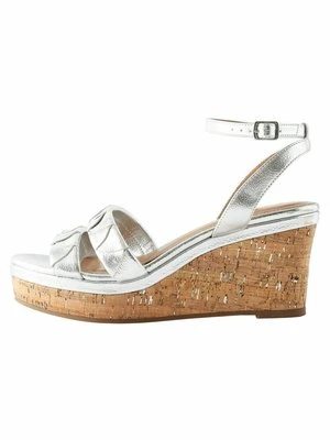 Sandały na koturnie Next