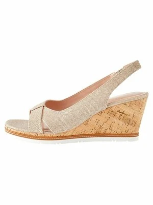 Sandały na koturnie Next