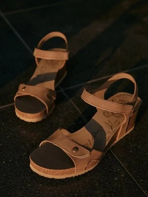 Sandały na koturnie Panama Jack