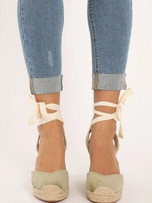 Sandały na koturnie Pimkie