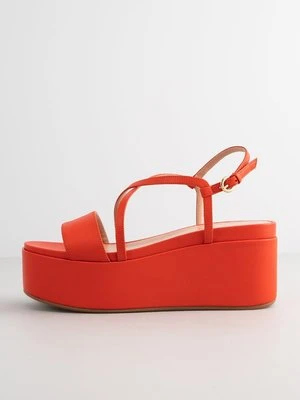 Sandały na koturnie Pollini