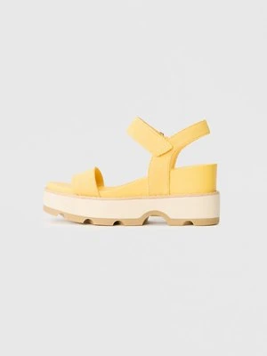 Sandały na koturnie Sorel