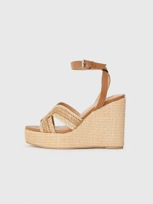 Sandały na koturnie Steve Madden