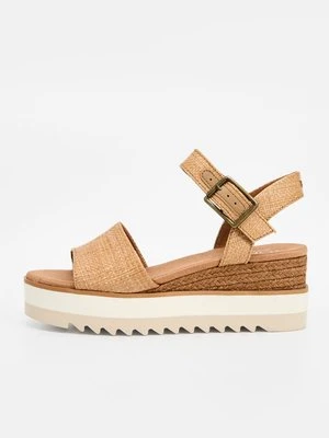 Sandały na koturnie TOMS