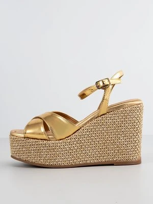 Sandały na koturnie Unisa