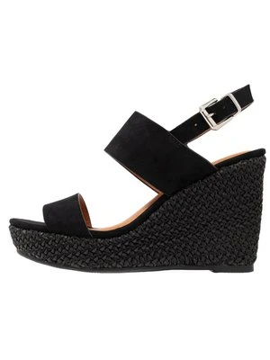 Sandały na koturnie Wallis