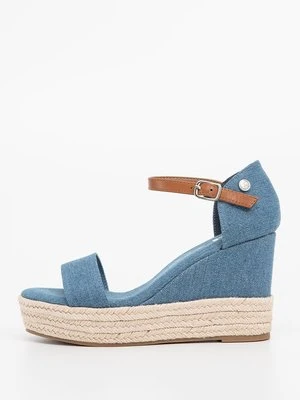 Sandały na koturnie XTI