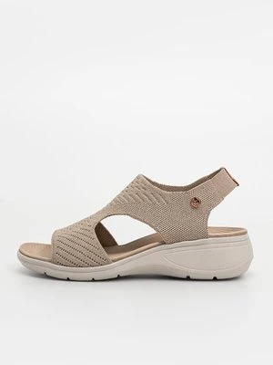 Sandały na koturnie XTI